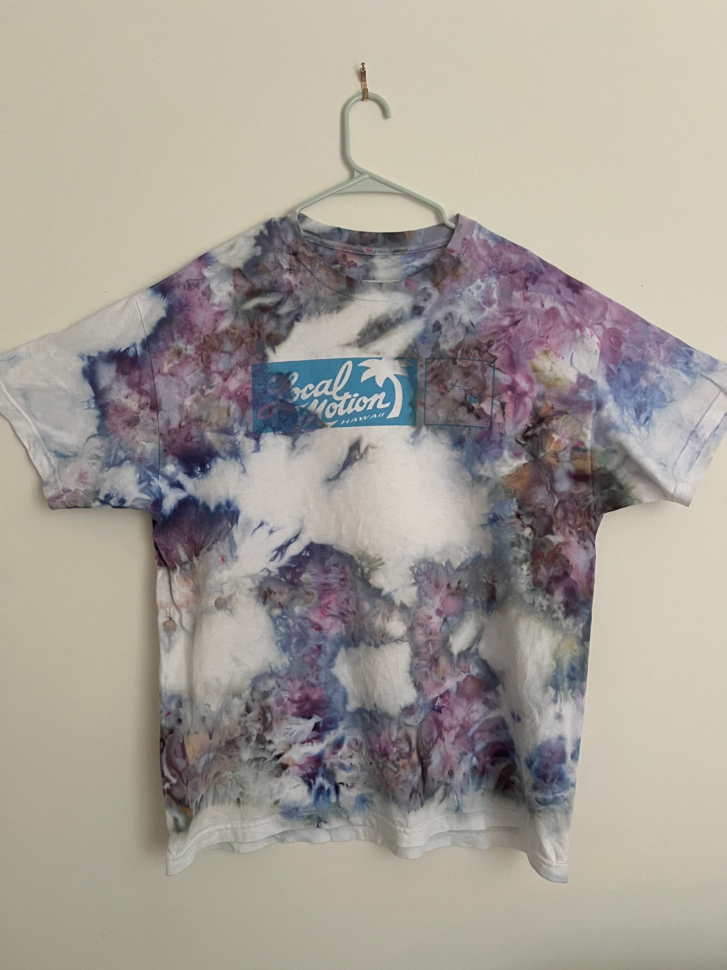 XL Ice Dyed Tee (Pre-Loved)