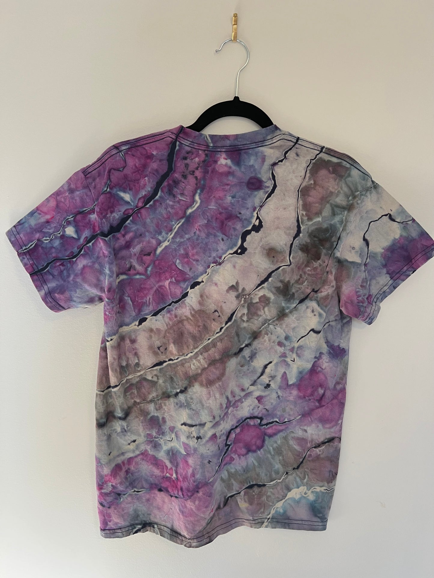 M-Amethyst Adventure Ice Dyed T-shirt