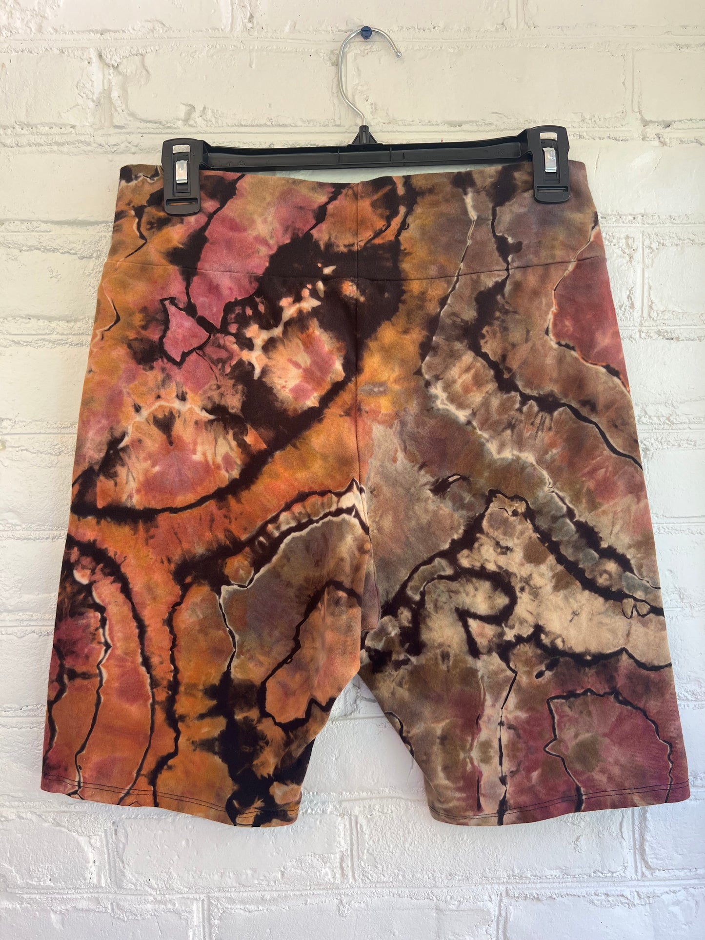 XL - Touch of Earth Biker Shorts